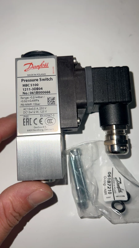 Danfoss Pressure Switch Danfoss MBC 5100 061B0