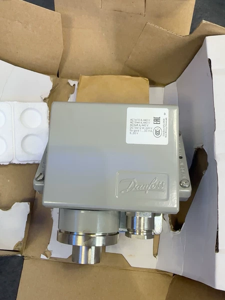 Danfoss Pressure Switch +060-312266+Danfoss Pressure