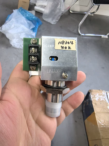 LINIAX Sensor Model 118304 DC24V Power Supply 4