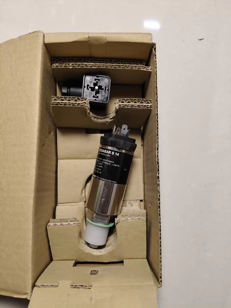 VEGABAR S 14 Pressure Transmitter Model BAR514.E2B
