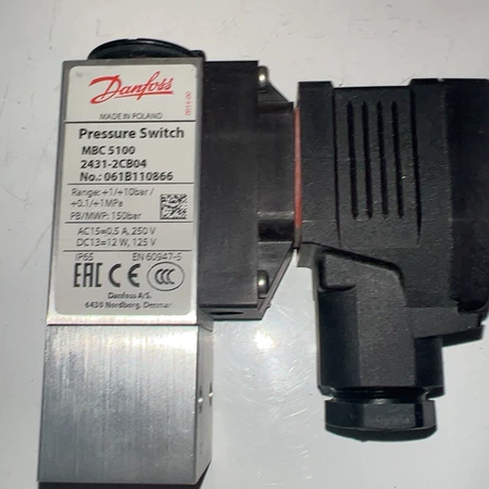 Danfoss Pressure Switch MBC5100 Model 2431-2CB0