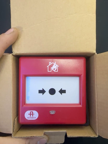 AUTRONICA Switch