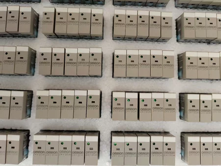 Omron G2R-1-SN G2R-2-SN DC Electrical Automation Marine Spare Part