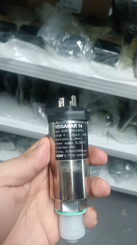 VEGA Pressure Sensor VEGABAR14 Model BAR14.M