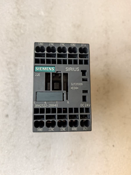 Siemens 3RH2122-2BB40 1 Marine Spare Part