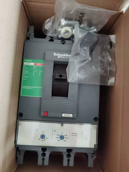 Schneider Electric CVS400F 3P400A 3 Marine Spare Part