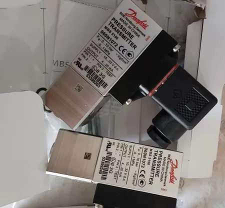 Danfoss Pressure Sensor 060N1072
