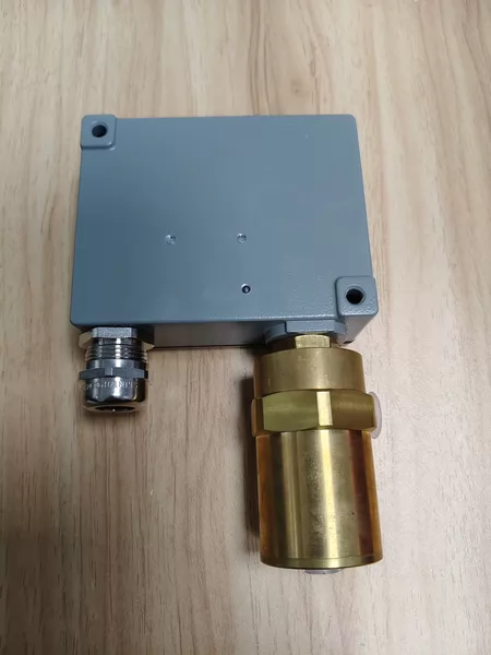 Trafag Model 920.1077.933 0-6bar Marine Spare Part