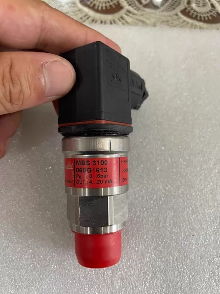 Danfoss Pressure MBS 3100 06G1613 0 Sensor Switch Marine Spare Part