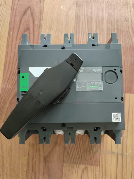 Schneider Electric Switch INS400 3P400A
