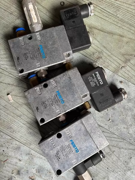 FESTO Solenoid Valve MFH-5-1/8 MFH-3-1/4