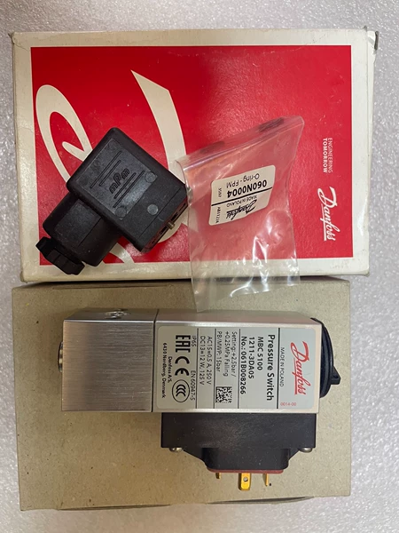 Danfoss Pressure Switch MBC5100 1211-3D