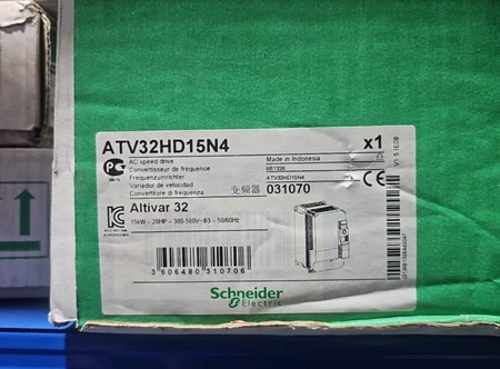 ATV32HD15N4 Schneider Electric Frequency Converter