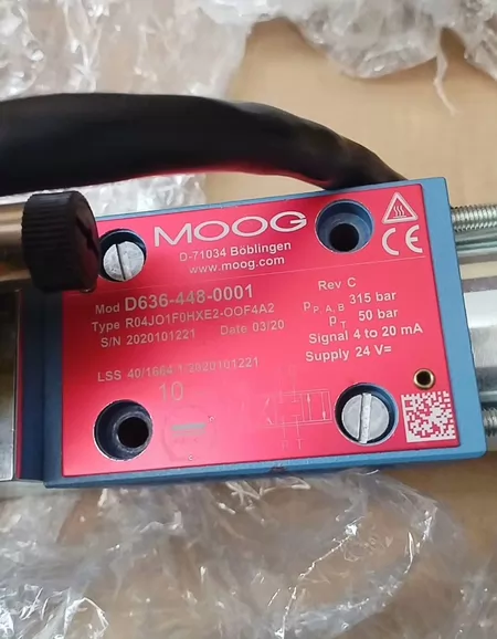 MOOG Servo Valve D636-448-0001 Model R04JO1