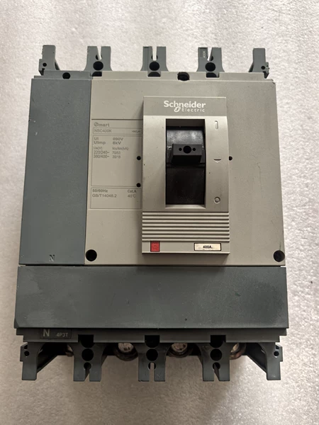 Schneider Electric Switch NSC400K 4P400A 1