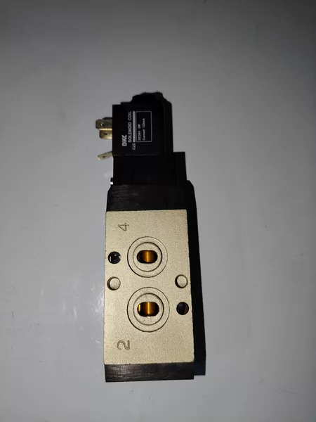 DKC Solenoid Valve Model DSN352S DC24V 3W 125m