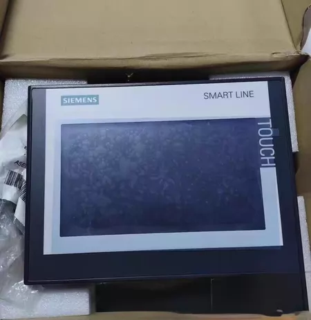 Siemens SMART 700 IE V3 Touchscreen Model 6AV6 6