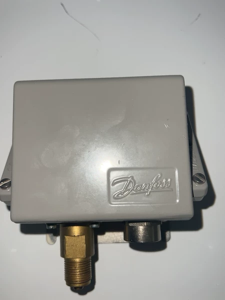 Danfoss Pressure Sensor TYPE KPS 37 060-3101
