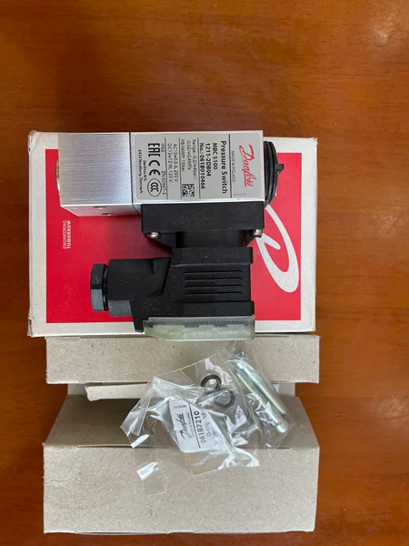 Danfoss Pressure Switch MBC5100 1211-2