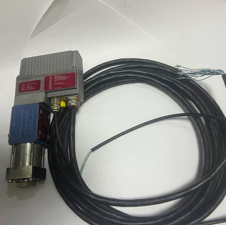 MOOG Proportional Valve D636-361-0001