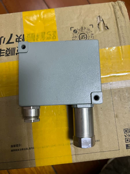 Trafag Pressure Sensor