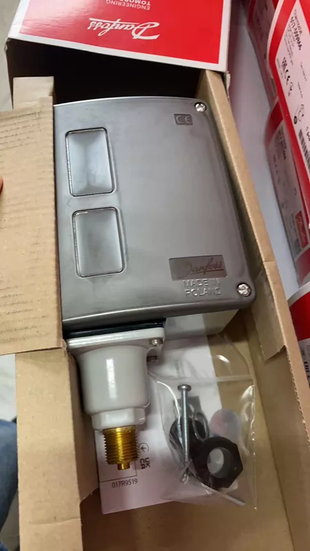 Pressure Switch RT117E