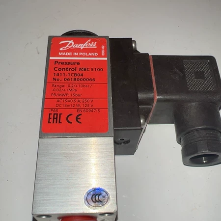 Danfoss Pressure Switch MBC5100 Model 061B000066