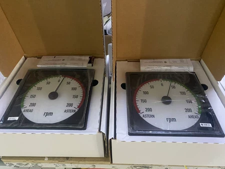 DEIF Main Engine Tachometer