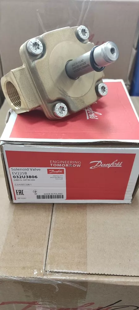 Danfoss Solenoid Valve EV225B Model 032