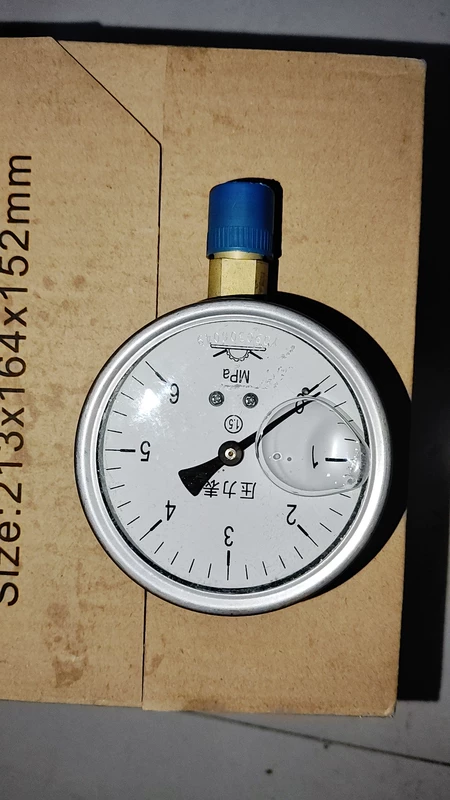 Pressure Gauge Model Y090306049 100mm