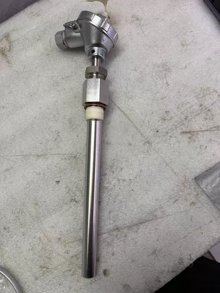 Dee+Yang Temperature Sensor TCA-D Model 600°C K 2
