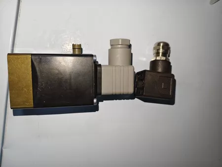 burkert Solenoid Valve Model 00138764