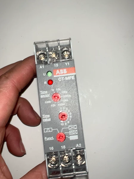 ABB Time Relay CT-MFE 1SVR550029R810