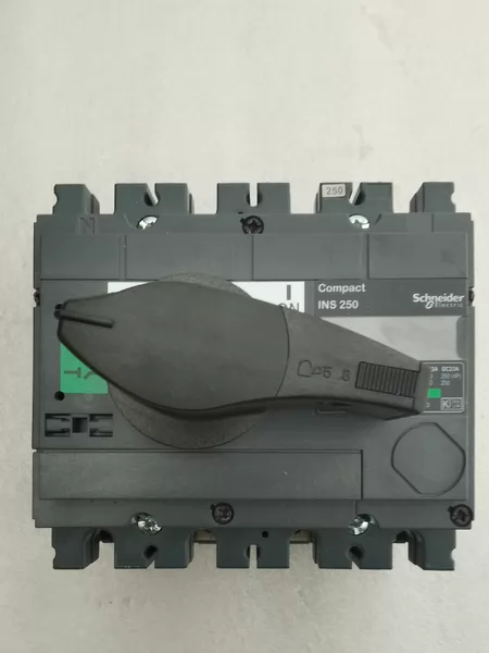 Schneider Electric Switch INS250 4P250A 2
