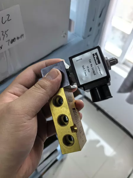 PARKER LUCIFER Solenoid Valve Model 341N35