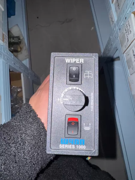 WYNN SERIES 1000 Controller Model 1000-2