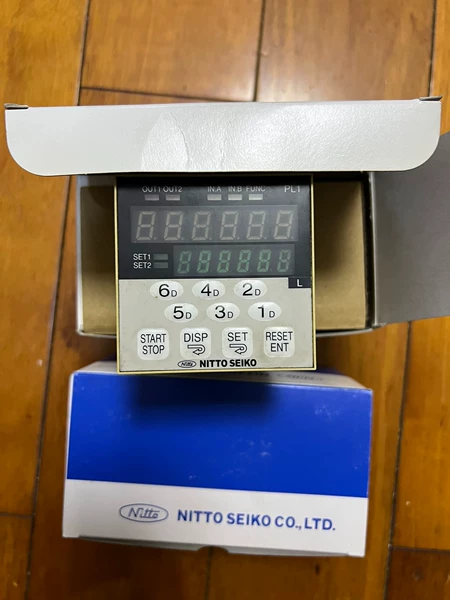 NITTO SEIKO Controller