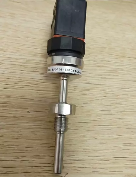 Danfoss Temperature Sensor MBT5560 084Z4108 4-20