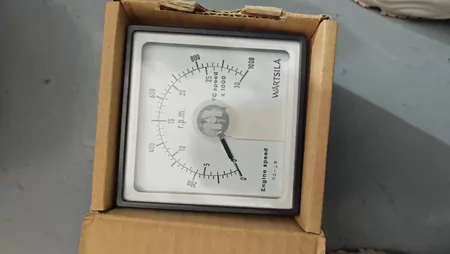 Wartsila Tachometer 0-1000