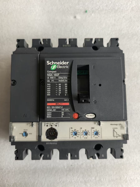 Schneider Electric NSX160F 4P160A 1 MIC2.2 Marine Spare Part