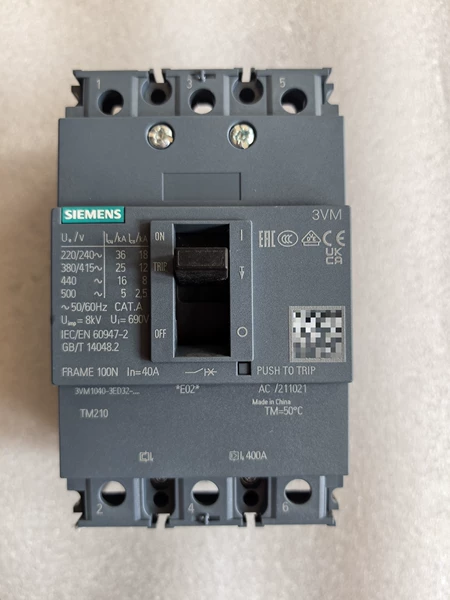 Siemens 3VM 3VM1040-3ED32-0AA0 Marine Spare Part