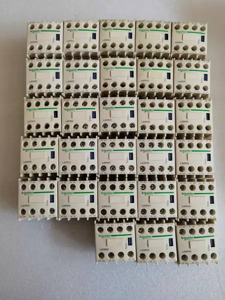 Schneider Electric LADN22C 29 Marine Spare Part
