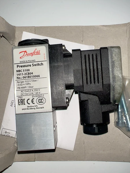 (Danfoss) Danfoss Pressure Switch MBC5100 061B