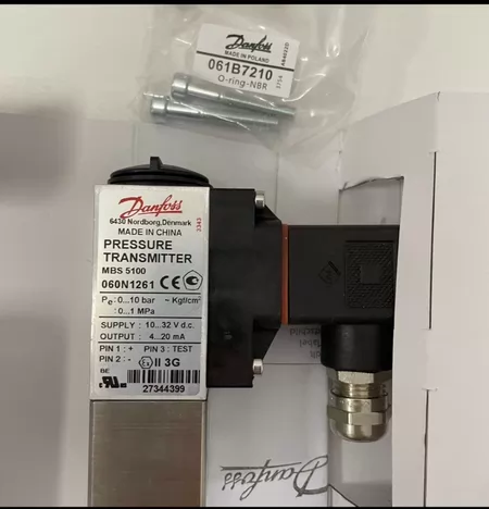 Danfoss Pressure Sensor 060N1261