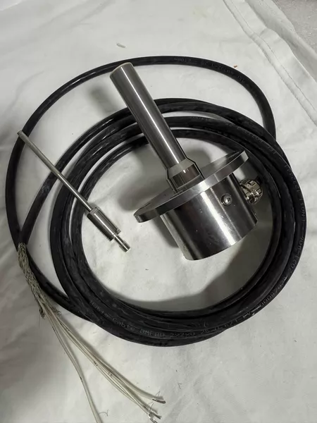MaN Position Sensor 1881672-9 64mm