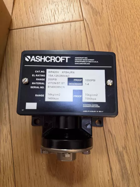 ASHCROFT Pressure Switch Model WP420V XFSHJRN