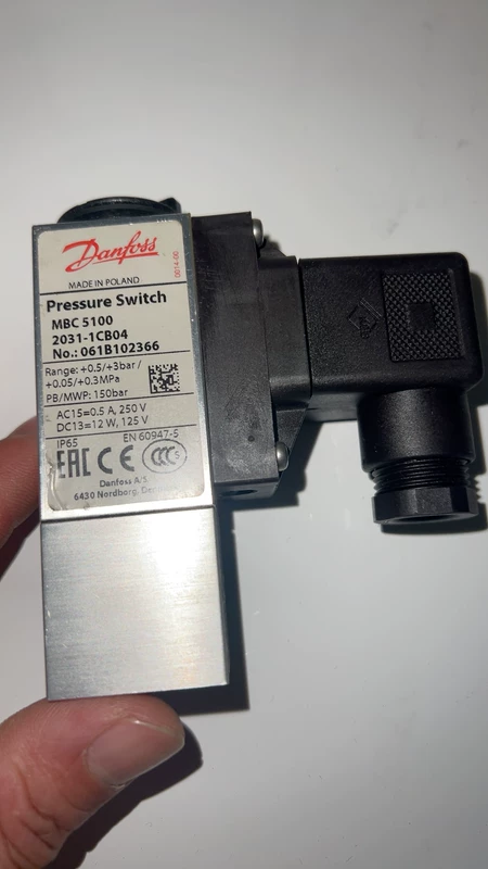 Danfoss Pressure Switch Danfoss MBC 5100 061B10
