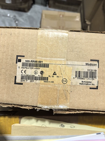 NW-RR85-001 Schneider Electric Modicon Module