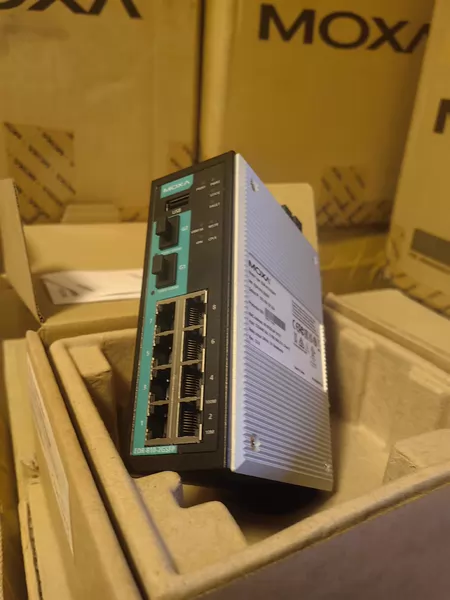EDR-810-2GSFP MOXA 8+2G Marine Spare Part