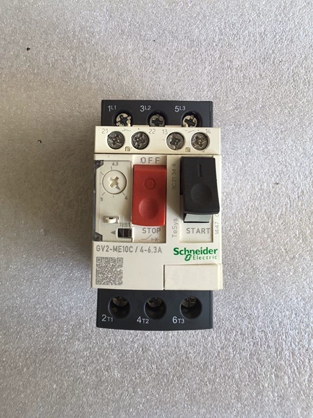 Schneider Electric Motor Switch GV2-ME10C/4-6.3A 4